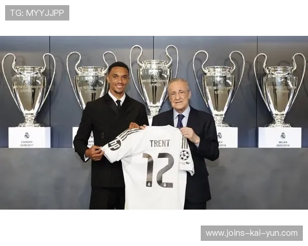 阿诺德前场断球后一脚斜传致胜